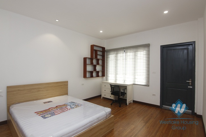 Nice and clean house for rent in Ngoc Thuy, Long Bien district, Ha Noi